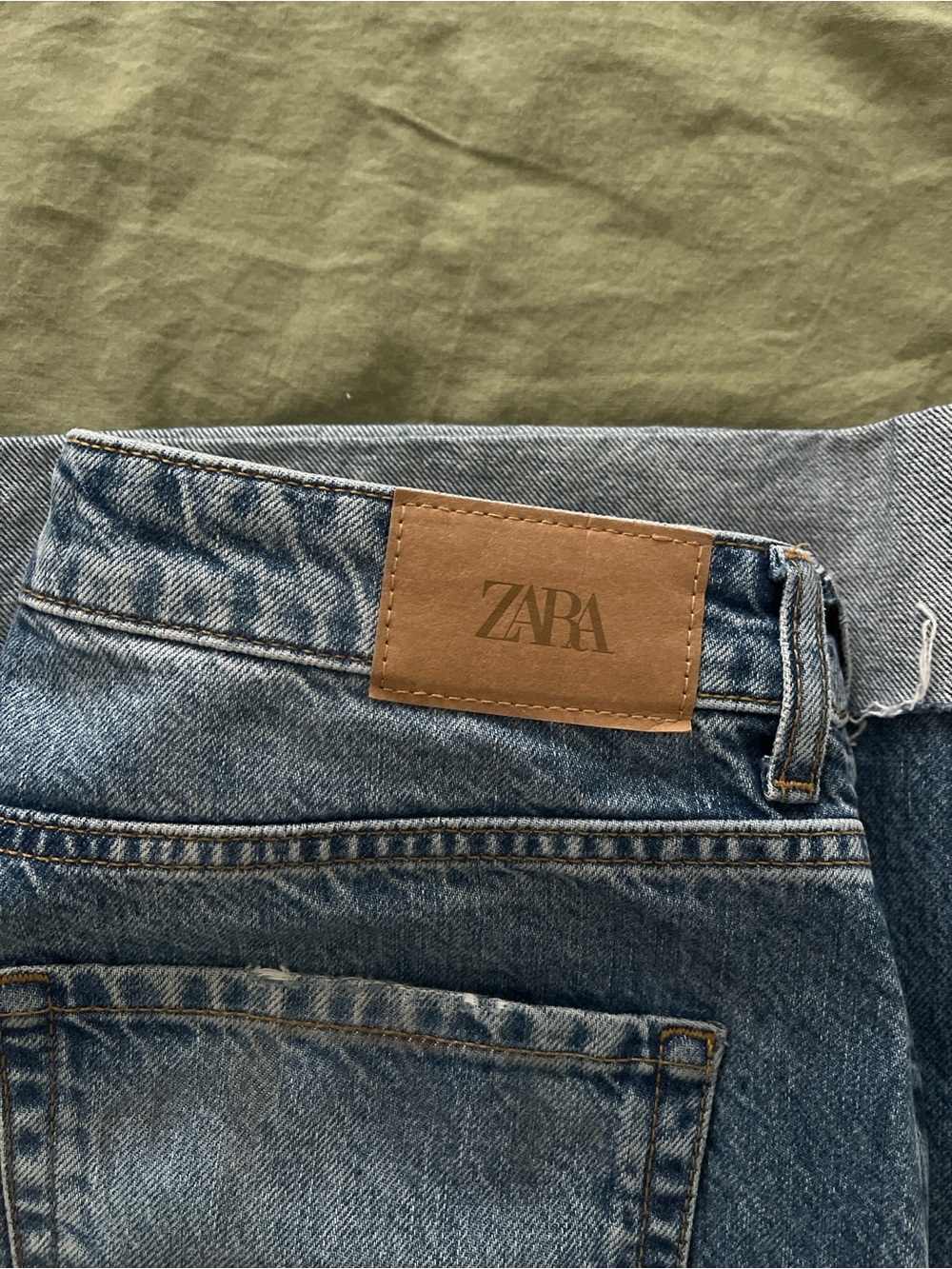 Zara Washed Blue Wide-Leg Mid-Rise Jeans - Picture 6 of 6